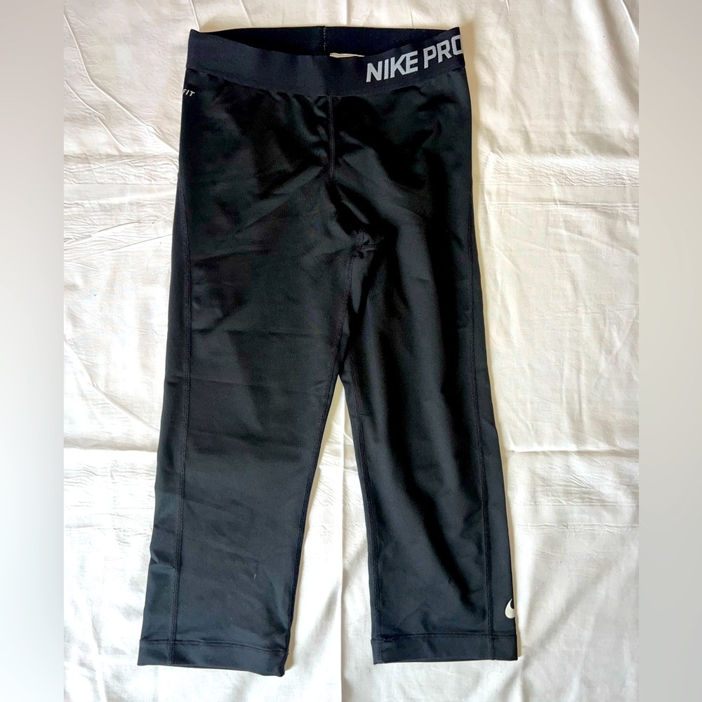 Nike Women's 2/3 Dry Fit Legging ● Black ● S